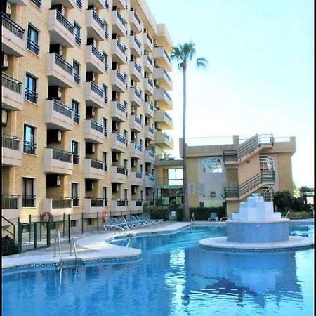 Nice Apartment In Hotel Ronda 4 First Beach Line Фуeнхирола Екстериор снимка