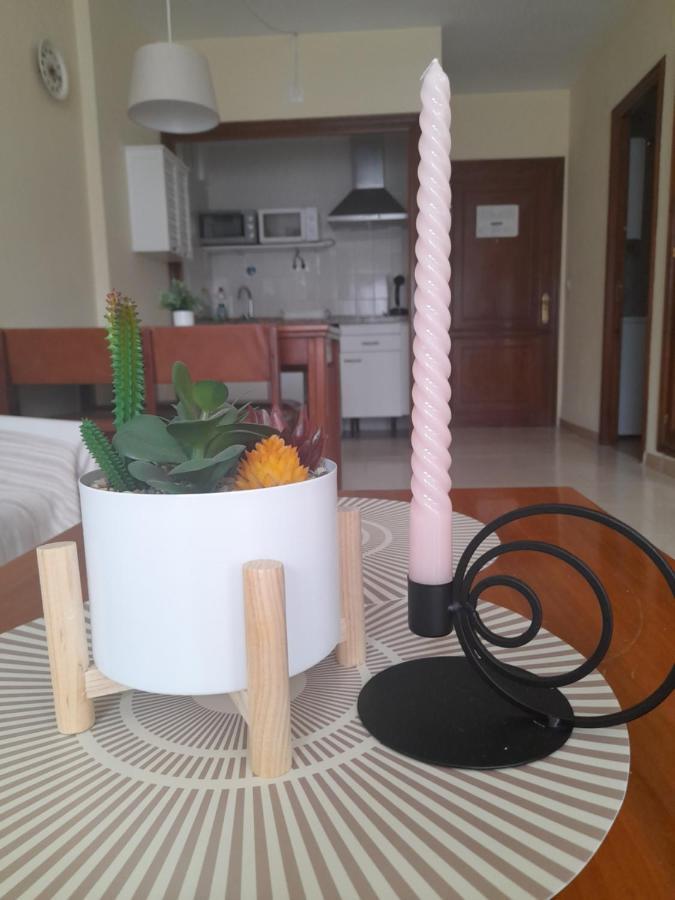 Nice Apartment In Hotel Ronda 4 First Beach Line Фуeнхирола Екстериор снимка