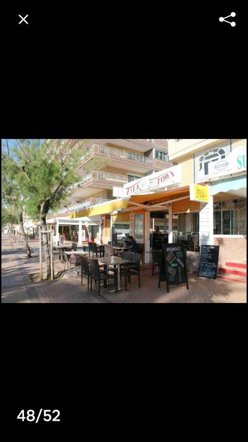 Nice Apartment In Hotel Ronda 4 First Beach Line Фуeнхирола Екстериор снимка